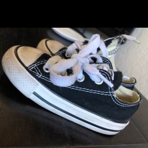 Toddler converse size 6